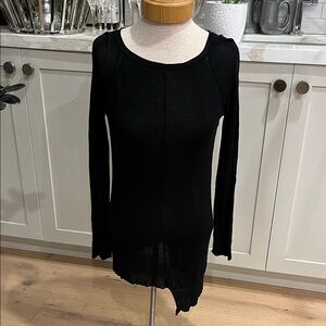 Alexander Wang Black fine Knit longer asymmetrical hemline sweater